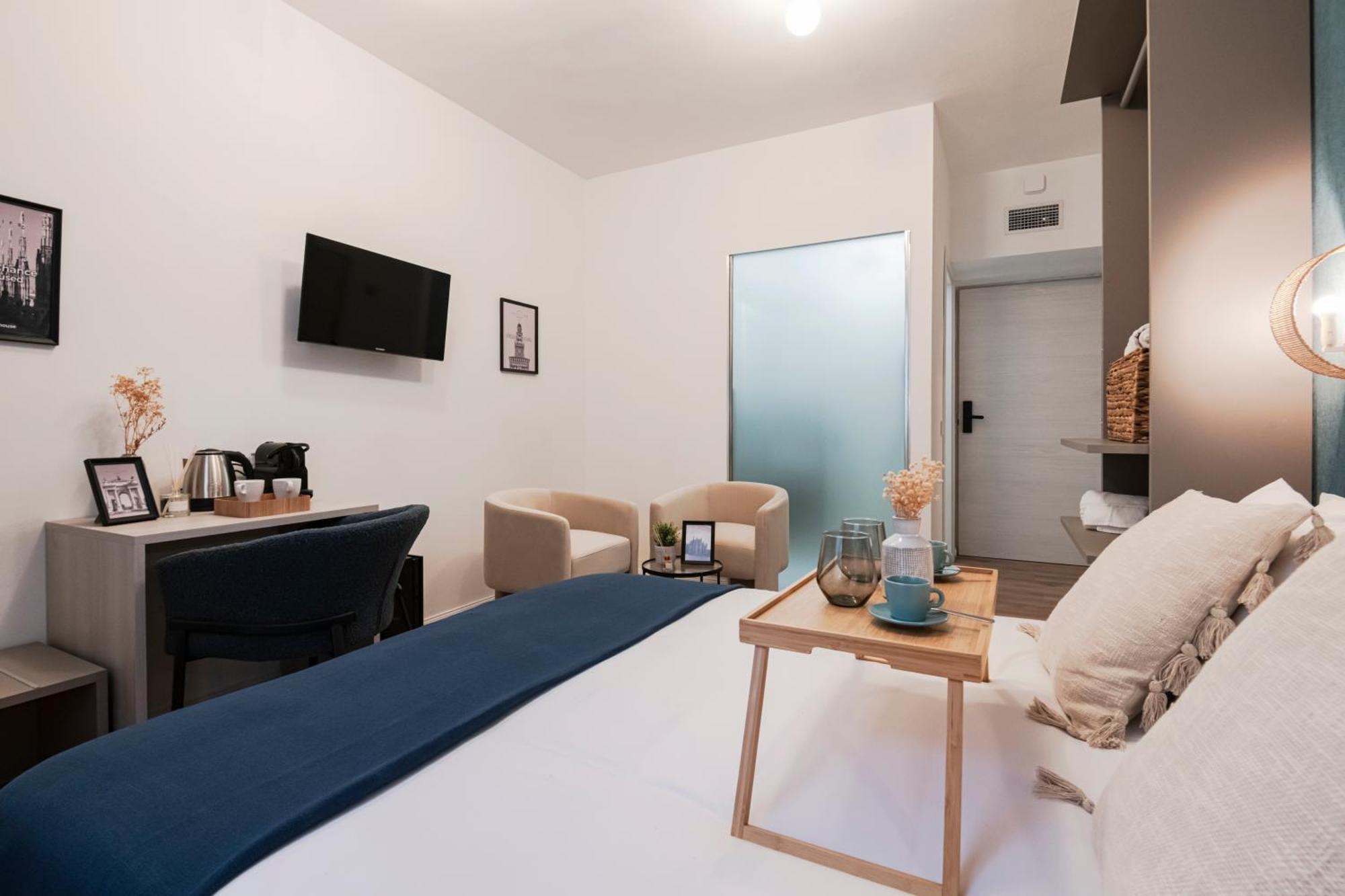 Easylife - Suite In Centrale Milão Exterior foto